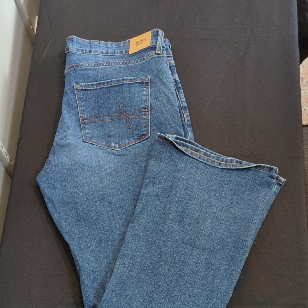 Denize From Levi's Women's Blue Boot Cut Jeans